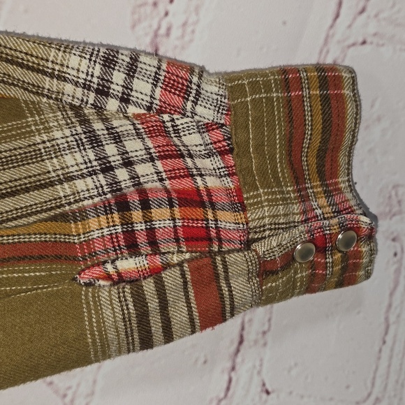 Vintage Wrangler Wrancher Lace Long Sleeve Pearl Snap Button Down Women Size XXL - Picture 8 of 12